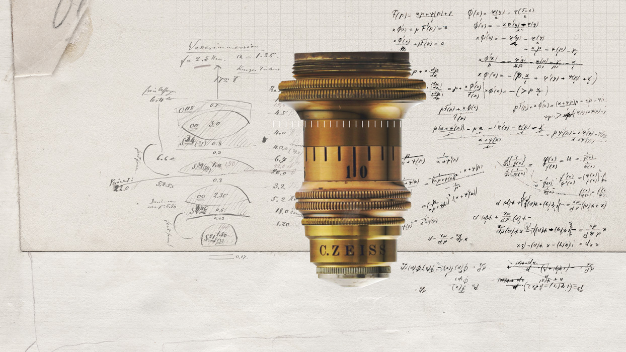 old lens camera projection
